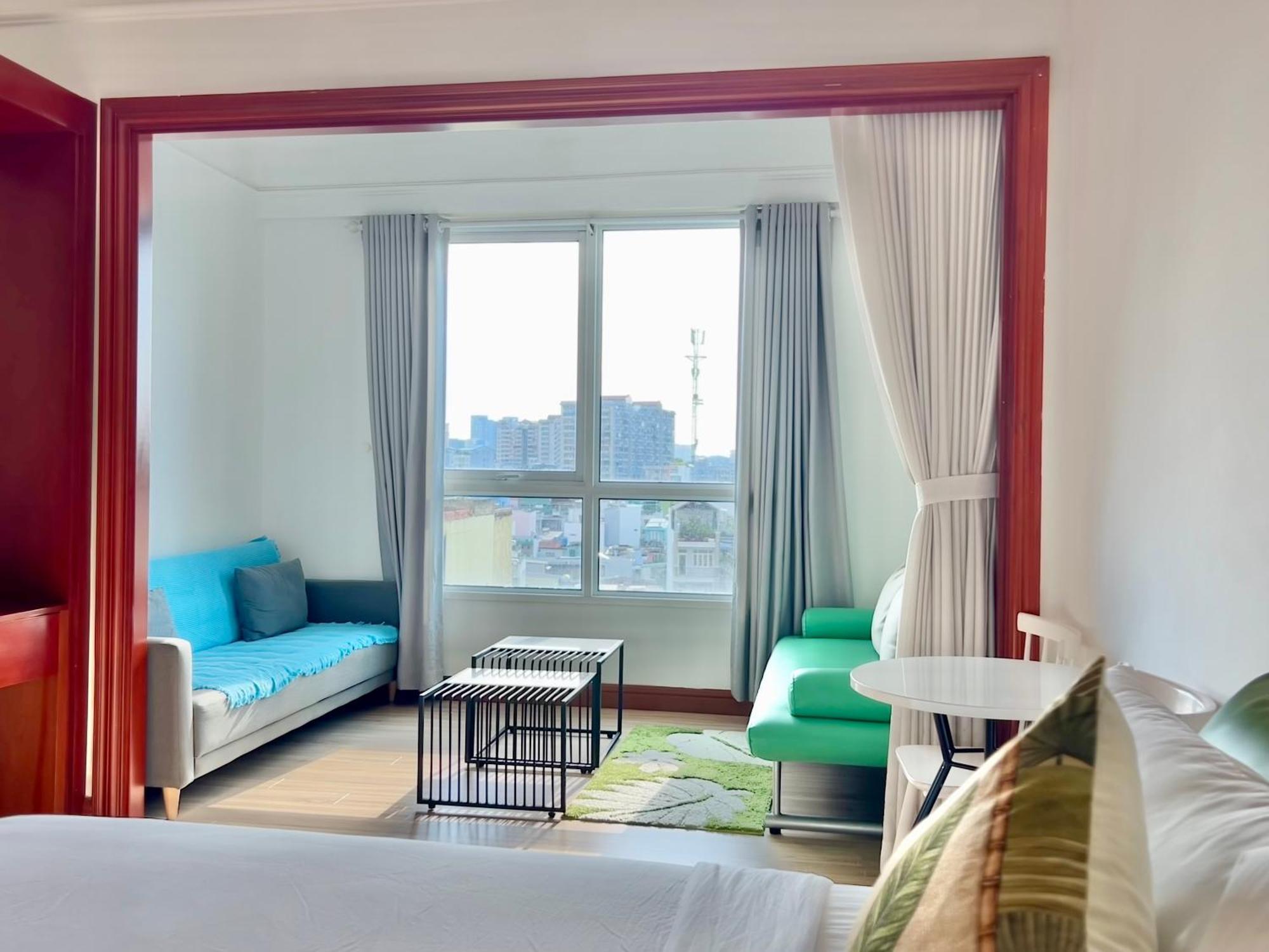 Diny Aparthotel - Rooftop Pool - The Manor 2 ホーチミン市 エクステリア 写真